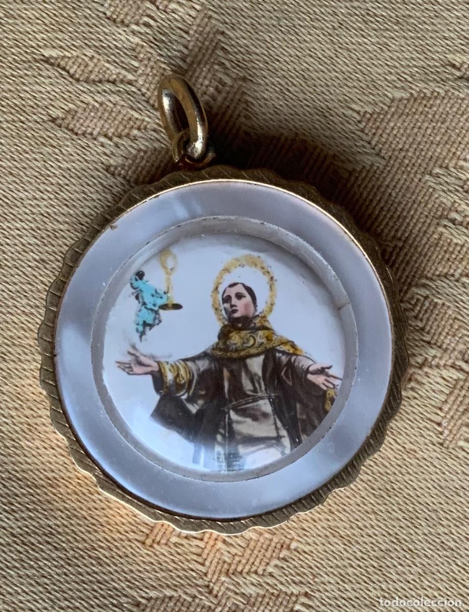 Antig&uuml;edades: MEDALLA VINTAGE SANTO - Foto 5