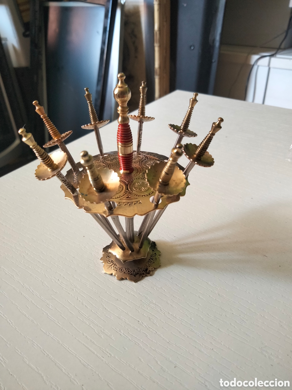 Antig&uuml;edades: Palillero de acero y bronce serigraf&iacute;a Toledo