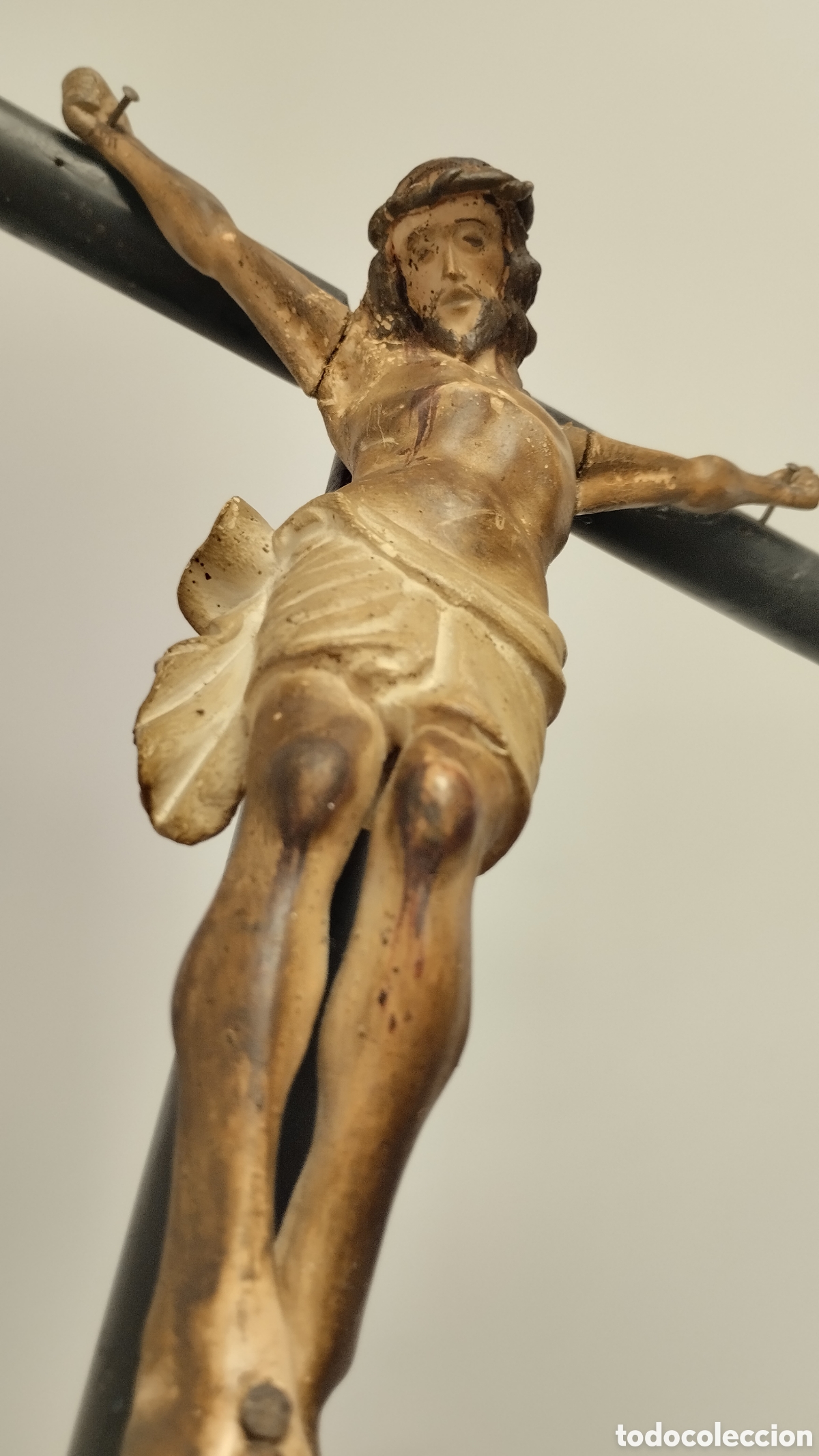 Antig&uuml;edades: Crucifijo en madera 66x35. - Foto 3