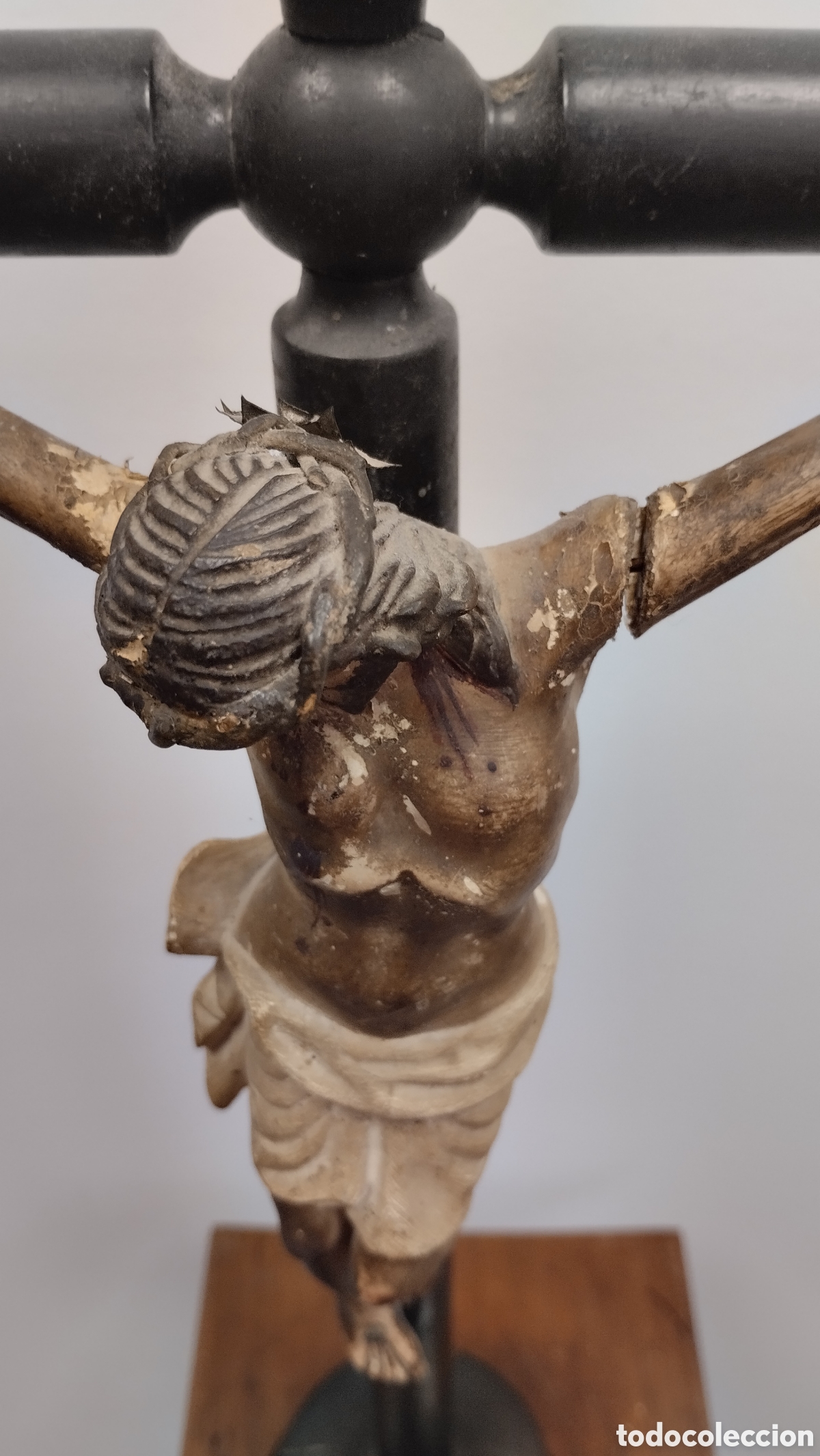 Antig&uuml;edades: Crucifijo en madera 66x35. - Foto 9