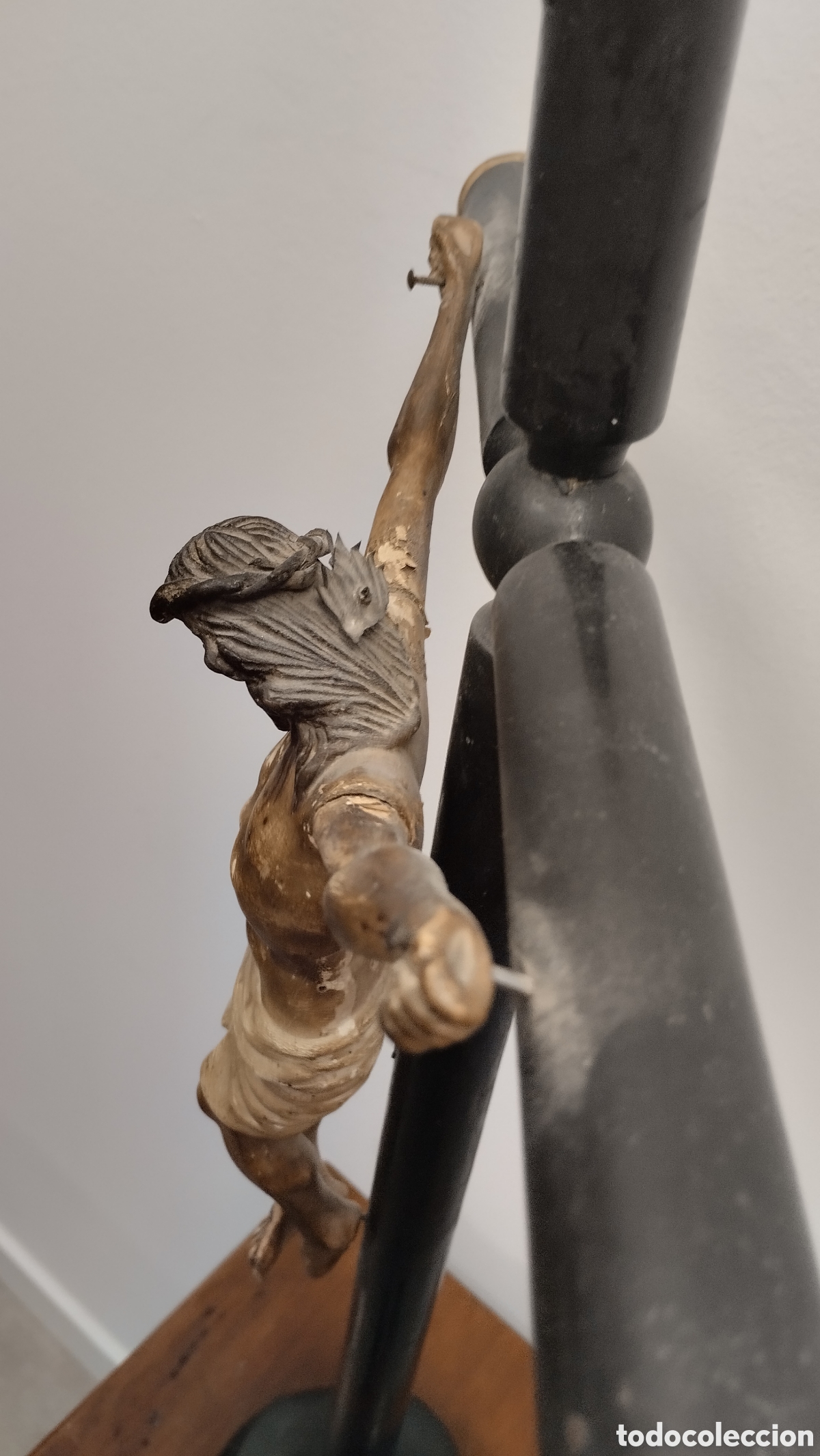 Antig&uuml;edades: Crucifijo en madera 66x35. - Foto 10