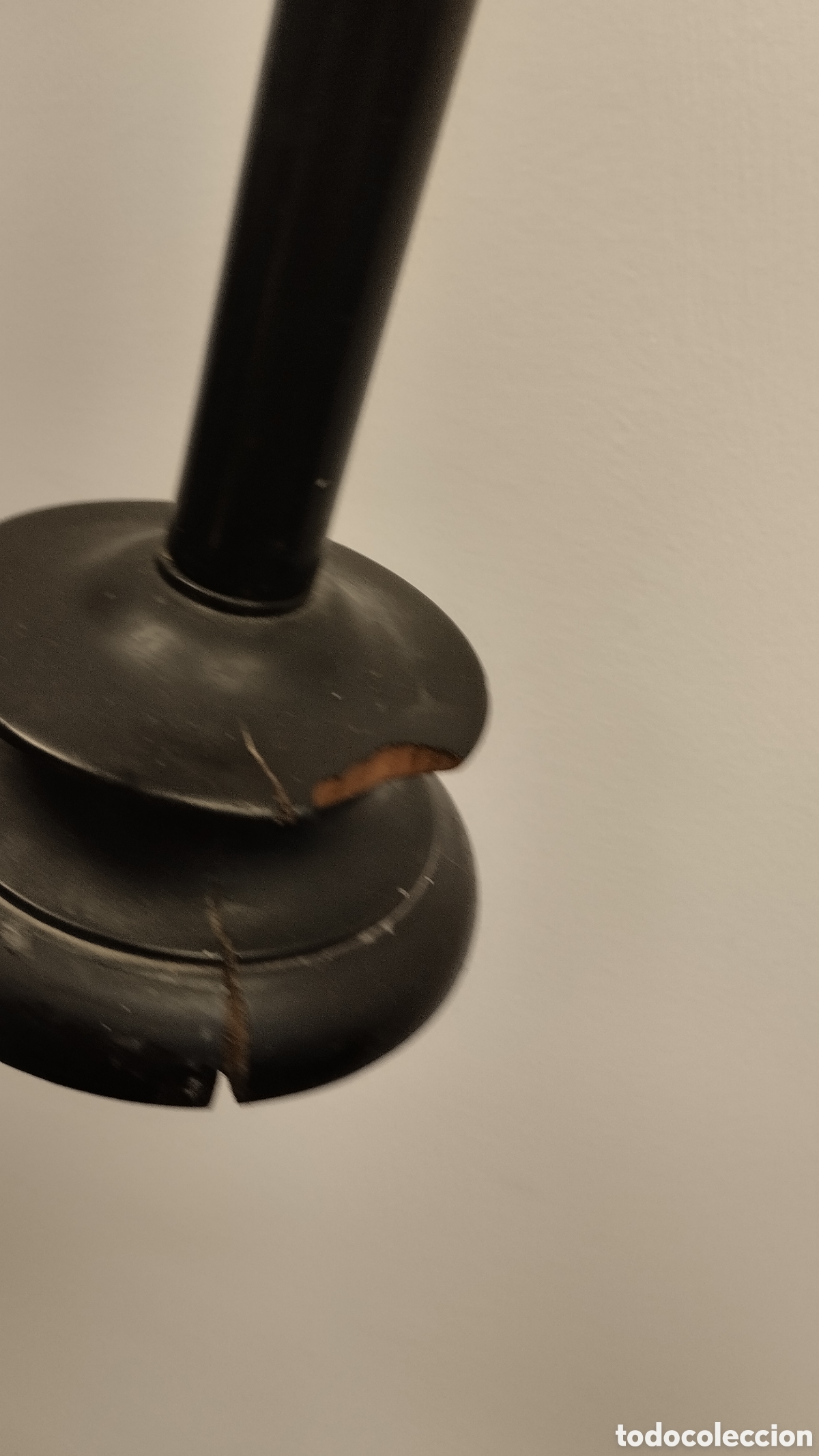 Antig&uuml;edades: Crucifijo en madera 66x35. - Foto 14
