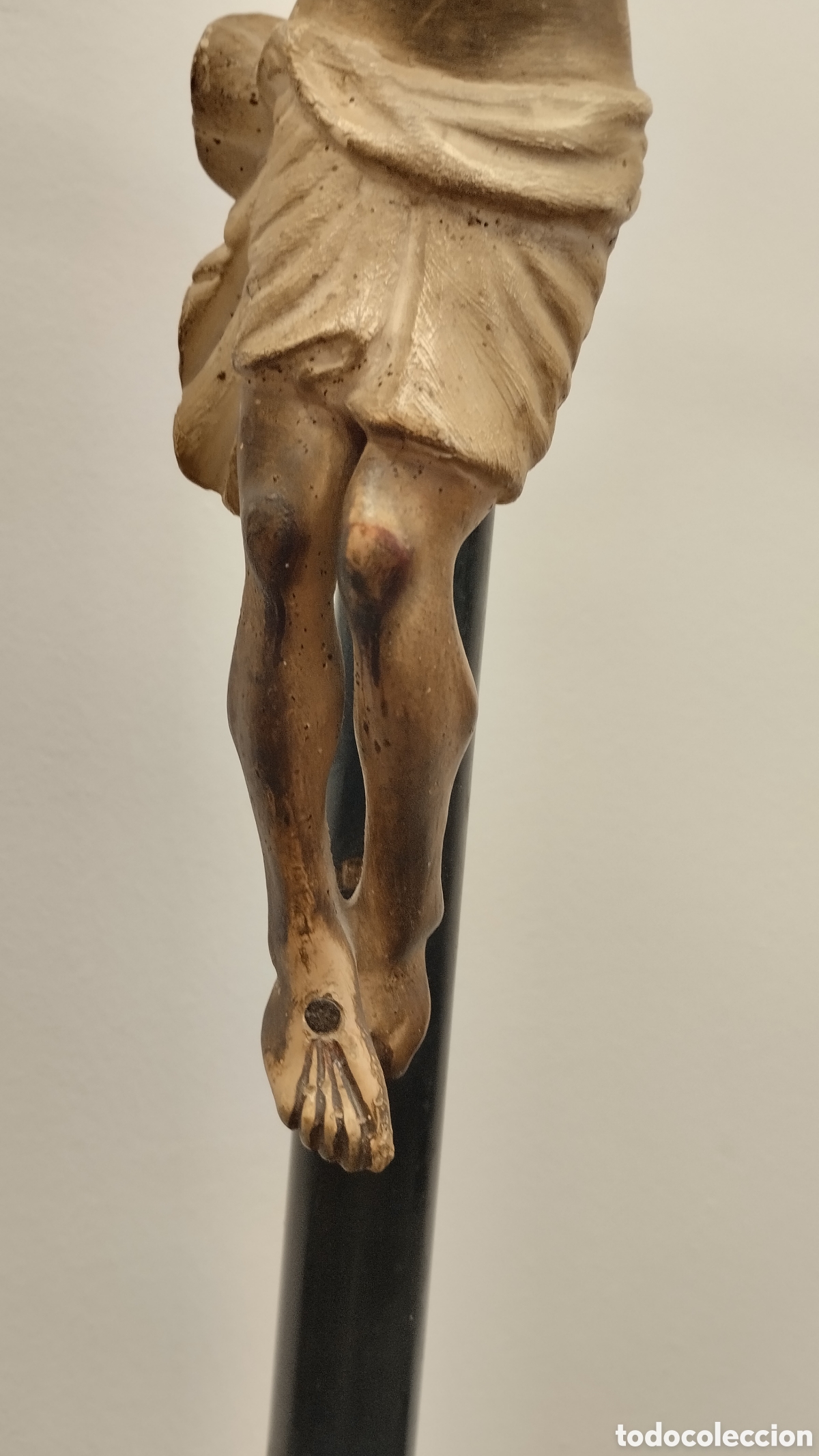 Antig&uuml;edades: Crucifijo en madera 66x35. - Foto 16