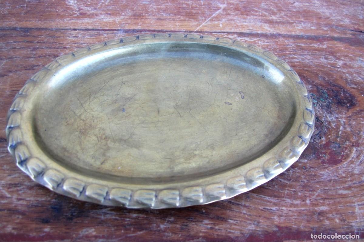 Antig&uuml;edades: Saleros con bandeja en bronce - Foto 6
