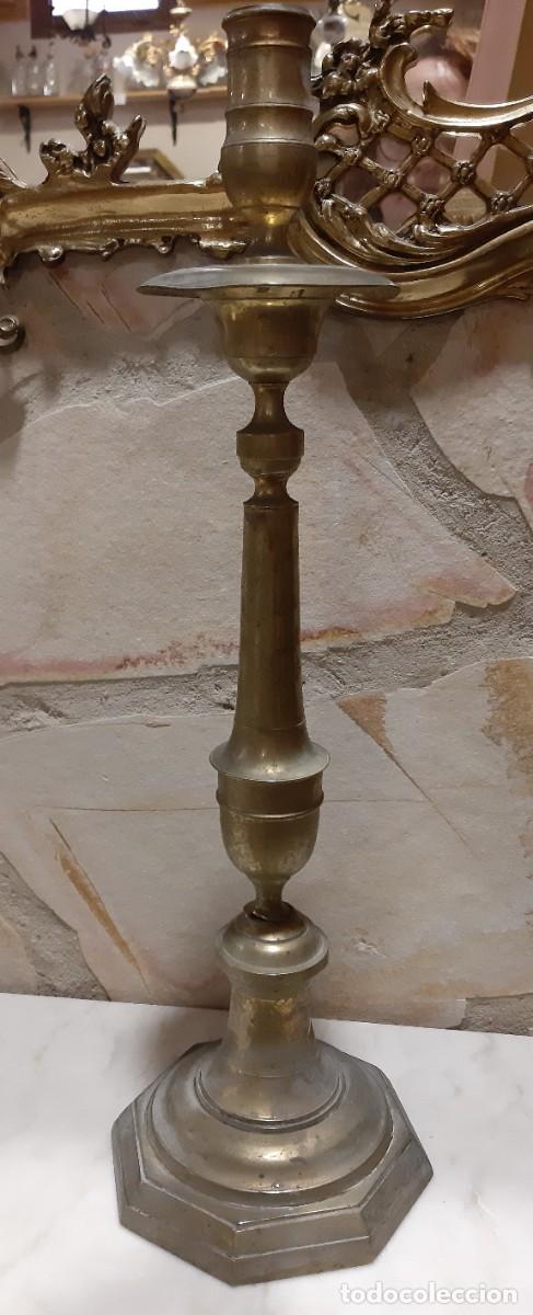 Antig&uuml;edades: CANDELABRO DE BRONCE S XIX - Foto 3