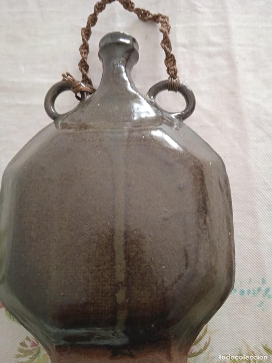 Antig&uuml;edades: Botella antigua de cer&aacute;mica - Foto 4