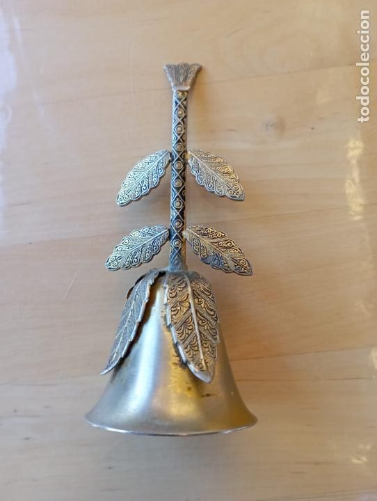 Oggetti Antichi: CAMPANILLA HOJAS.