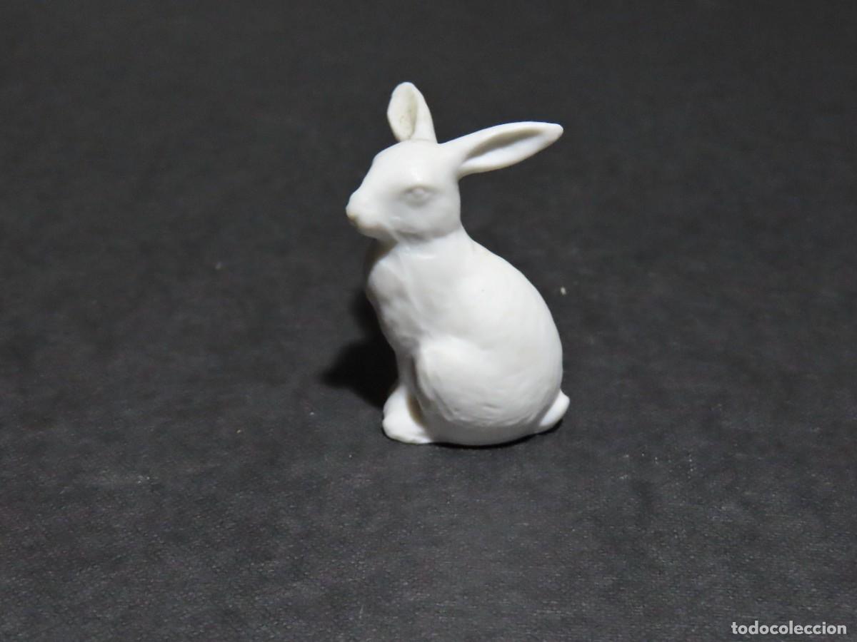 Antig&uuml;edades: Conejo en miniatura de porcelana - Foto 1