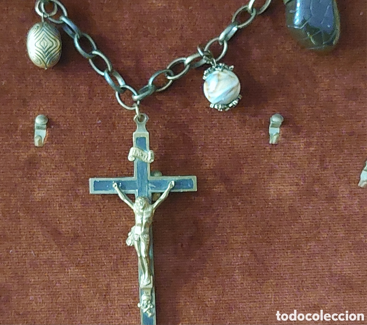 Antig&uuml;edades: ANTIGUO DIJERO CON 9 AMULETOS. - Foto 3