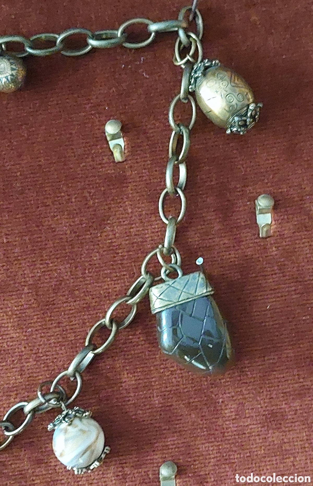 Antig&uuml;edades: ANTIGUO DIJERO CON 9 AMULETOS. - Foto 5