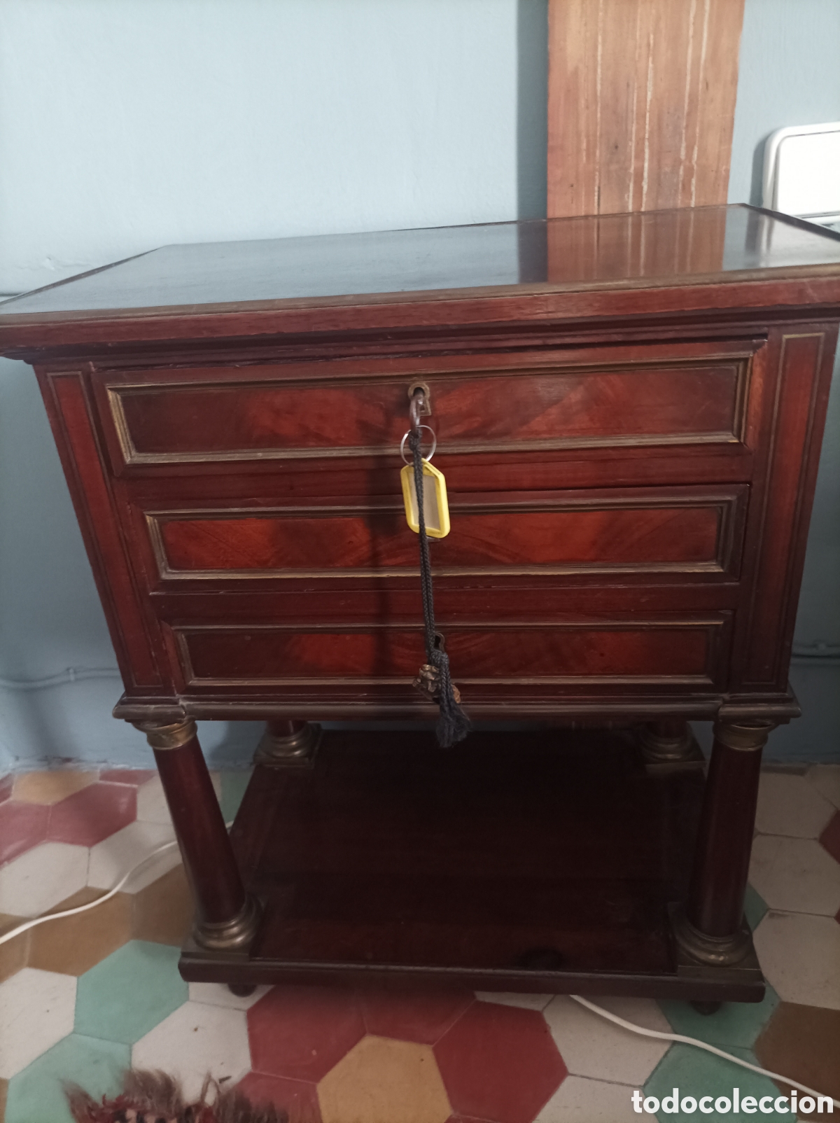 Antig&uuml;edades: Mesa inglesa Jorge III - Foto 5