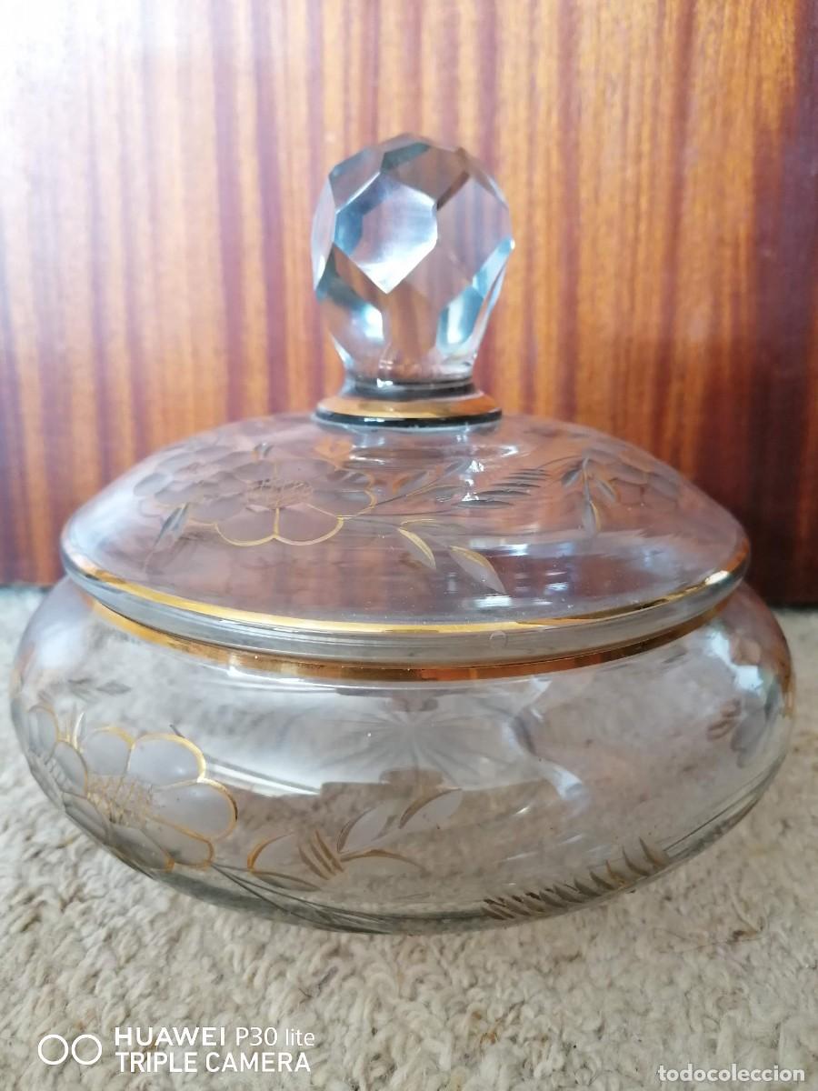 Antig&uuml;edades: Bombonera cristal tallado - Foto 1
