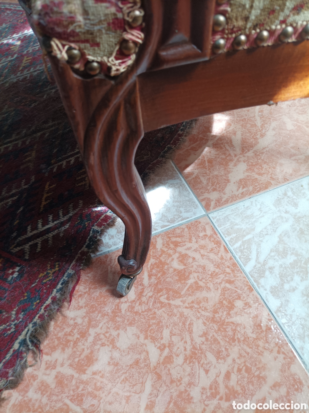 Antig&uuml;edades: Sill&oacute;n en caoba - Foto 1