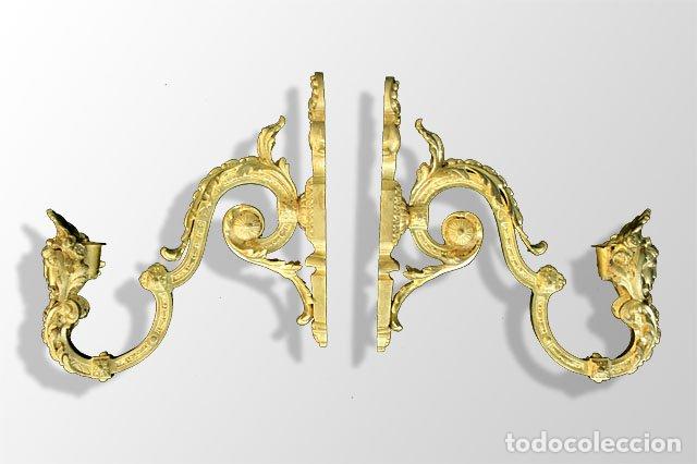Antig&uuml;edades: Porte manteau bronze dor&eacute; style Louis XV (paire)