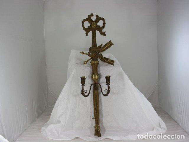 Antig&uuml;edades: Applique bois dor&eacute; style Louis XVI - Foto 2
