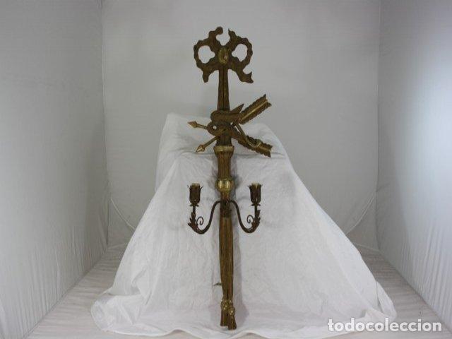 Antig&uuml;edades: Applique bois dor&eacute; style Louis XVI - Foto 4