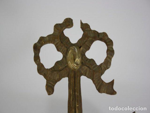 Antig&uuml;edades: Applique bois dor&eacute; style Louis XVI - Foto 5