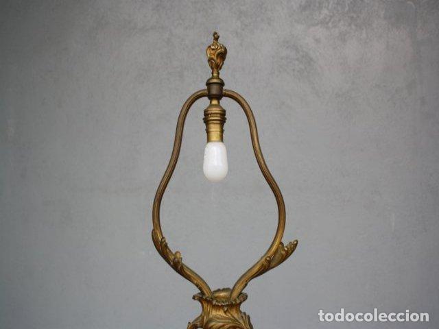Antig&uuml;edades: Lampe de chevet bronze vers 1880 - Foto 4