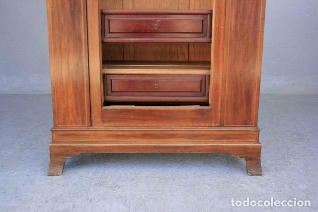 Antig&uuml;edades: Armoire marquet&eacute;e 1900 style Anglais - Foto 10