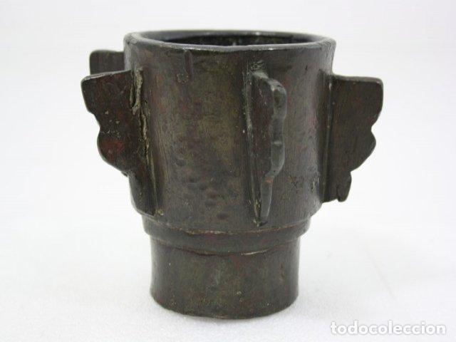 Antig&uuml;edades: Mortier &agrave; ailettes en bronze XVII&egrave;me - Foto 2