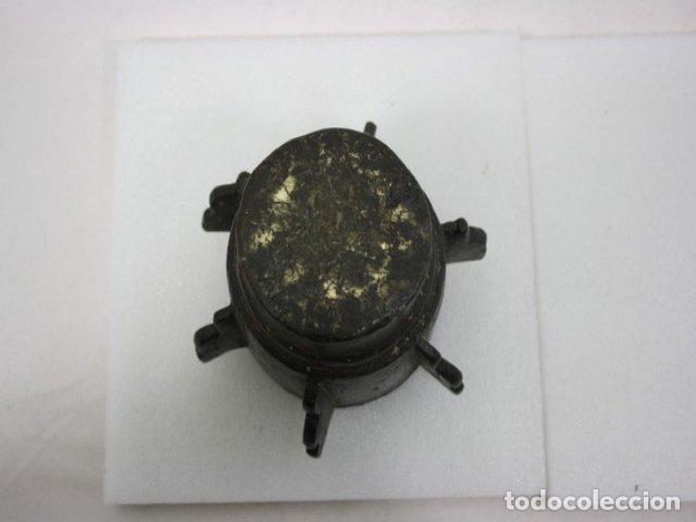Antig&uuml;edades: Mortier &agrave; ailettes en bronze XVII&egrave;me - Foto 7
