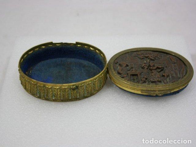 Antig&uuml;edades: Boite &agrave; pilule en bronze dor&eacute; - Foto 4