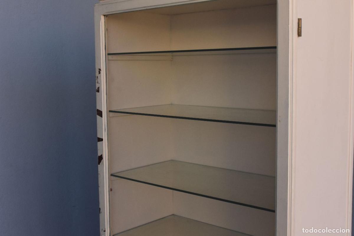 Antig&uuml;edades: Vitrines &eacute;clair&eacute;es bois laqu&eacute; pour collection - Foto 3