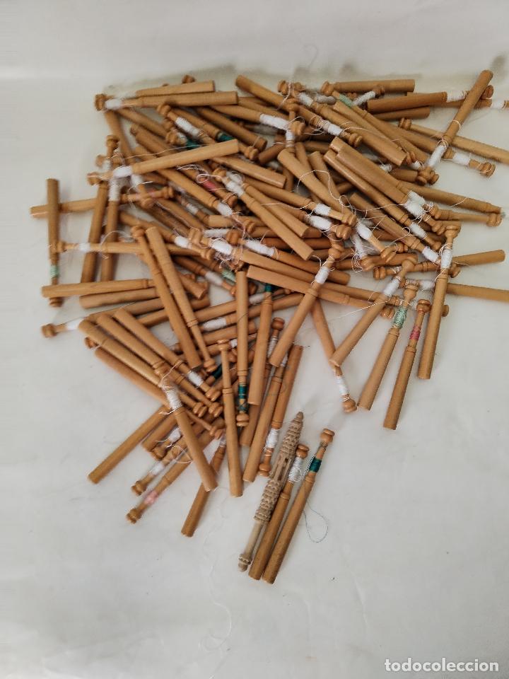 Antig&uuml;edades: lote de bolillos - Foto 1