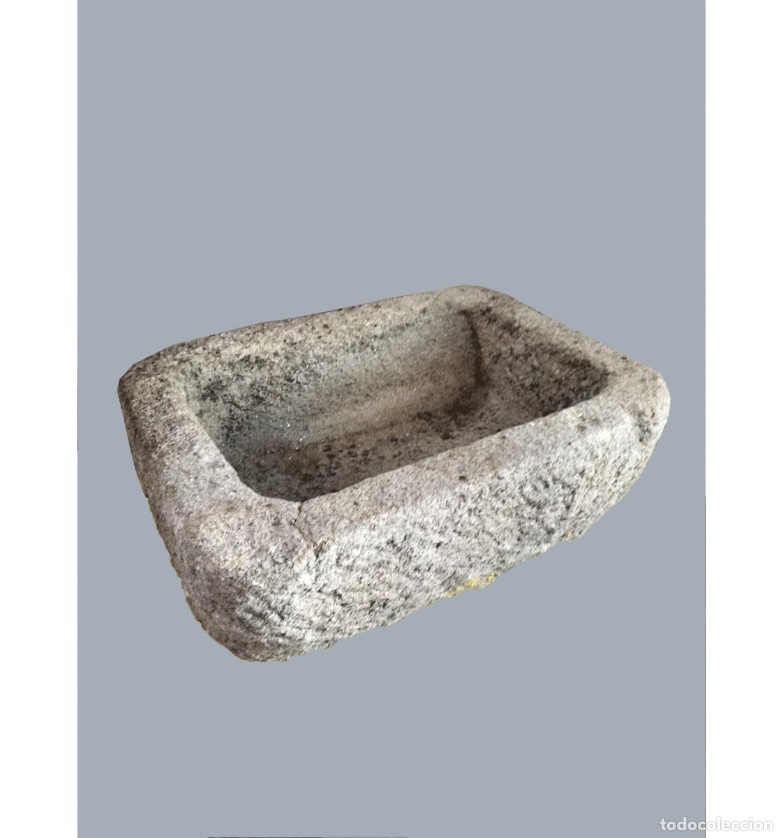 Antig&uuml;edades: pila piedra antigua rectangular - Foto 1