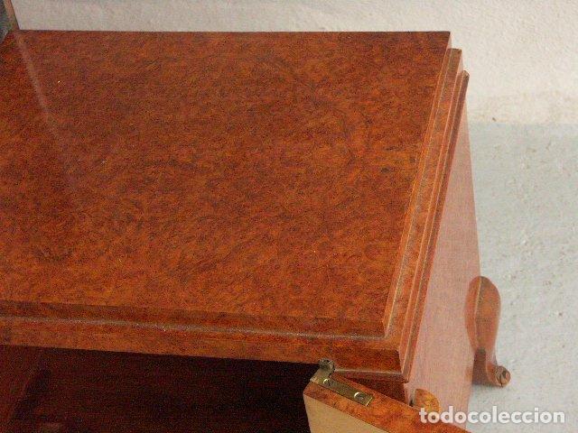 Antig&uuml;edades: Coiffeuse 1940 loupe de thuya - Foto 9