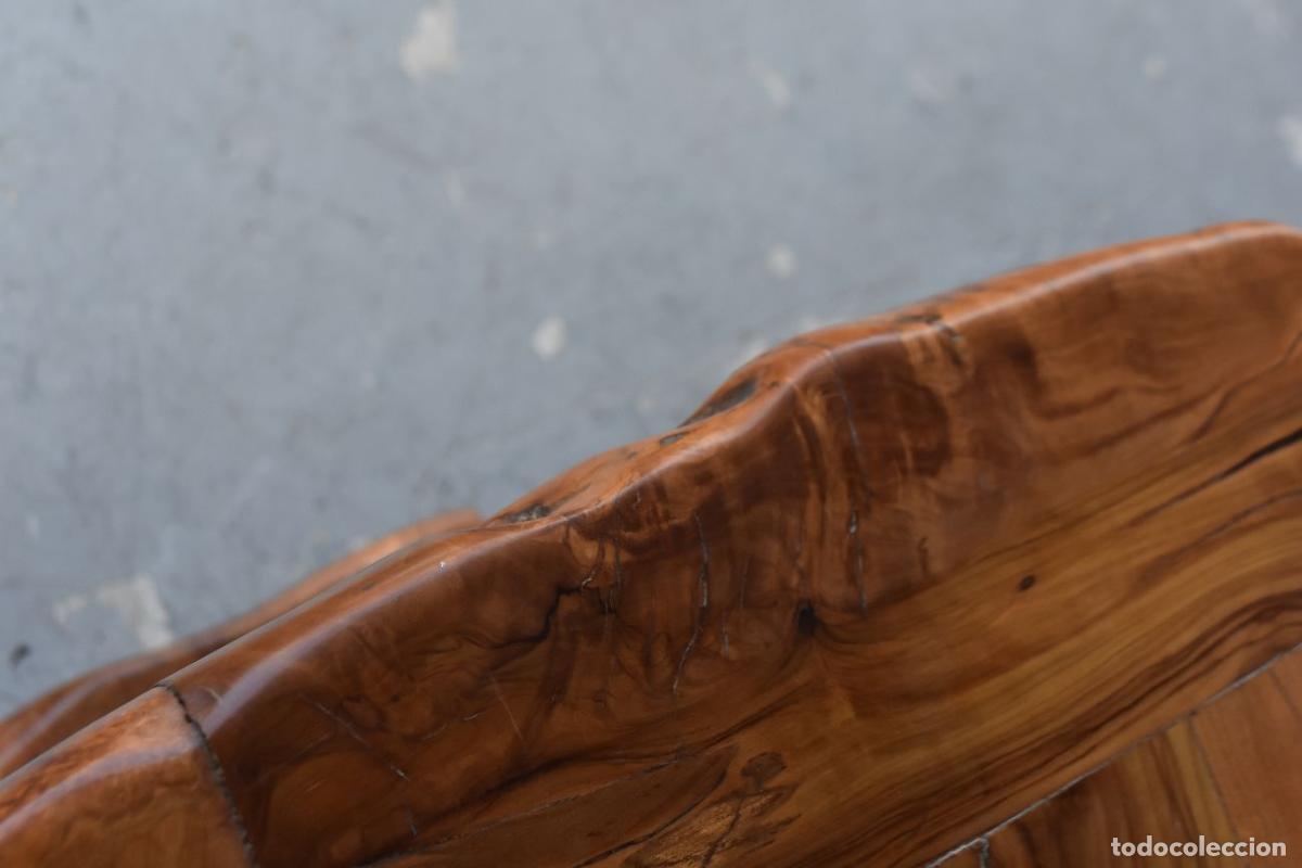 Antig&uuml;edades: Commode Brutaliste forme libre en olivier - Foto 10