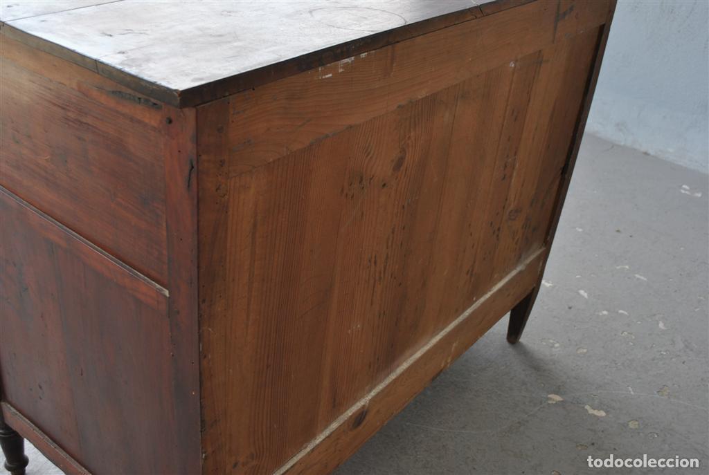 Antig&uuml;edades: Commode d&eacute;poque Louis XVI en noyer - Foto 4