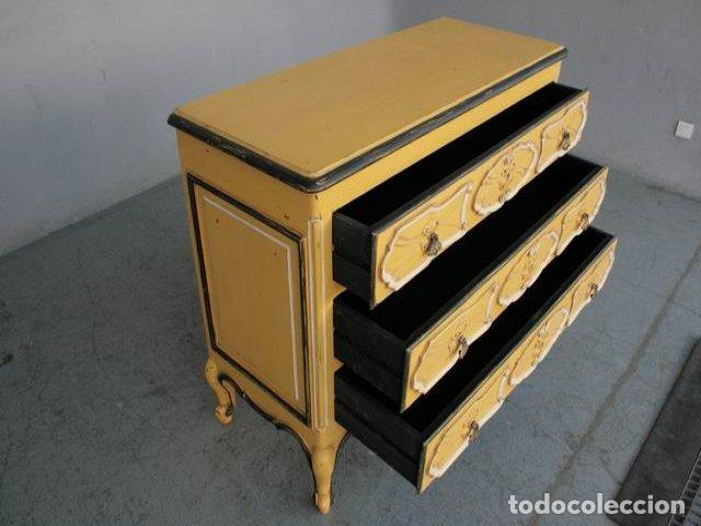 Antig&uuml;edades: Commode de style Louis XV laqu&eacute;e jaune - Foto 7
