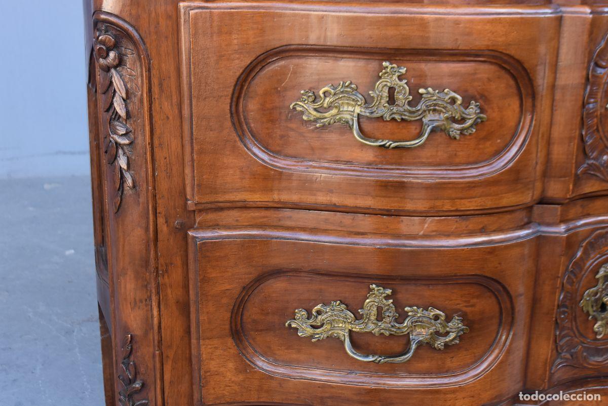 Antig&uuml;edades: Commode sauteuse en noyer de forme arbal&egrave;te &eacute;poque XVIII&egrave;me - Foto 8