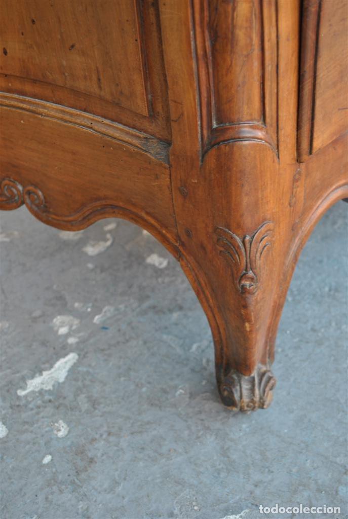 Antig&uuml;edades: Commode galb&eacute;e en noyer d&eacute;poque XVIII&egrave;me - Foto 7