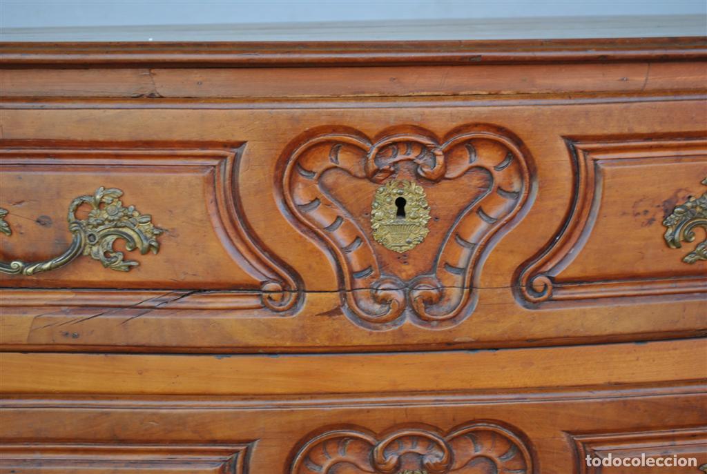 Antig&uuml;edades: Commode galb&eacute;e en noyer d&eacute;poque XVIII&egrave;me - Foto 8
