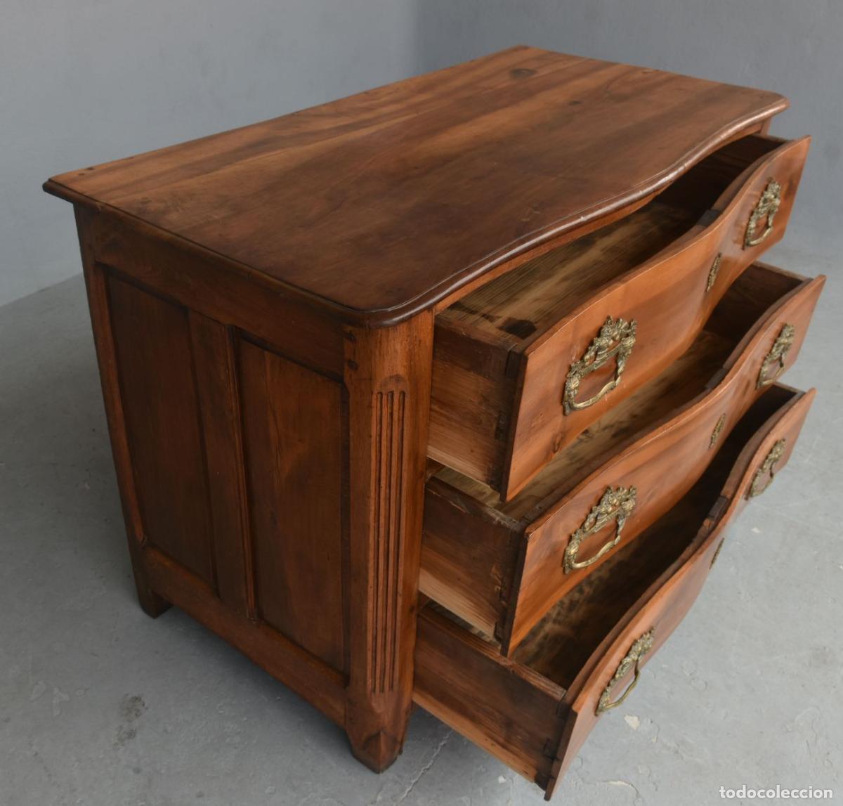 Antig&uuml;edades: Commode rustique en noyer d&eacute;poque XVIII&egrave;me - Foto 3