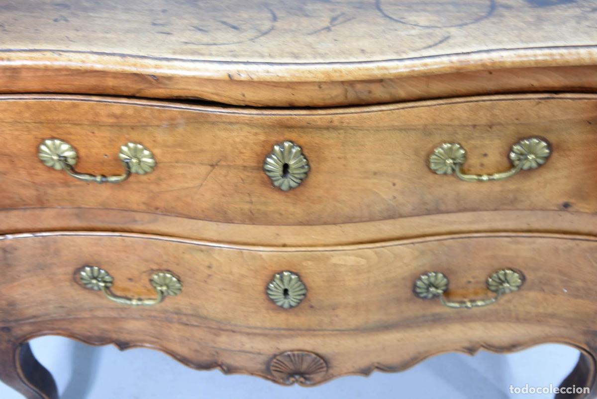 Antig&uuml;edades: Commode sauteuse en noyer &eacute;poque XVIIIe si&egrave;cle - Foto 3