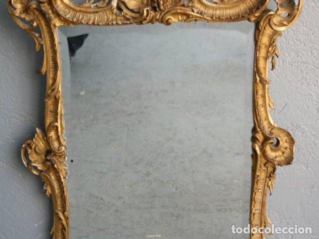 Antig&uuml;edades: Miroir de style Louis XV en stuc dor&eacute; - Foto 4