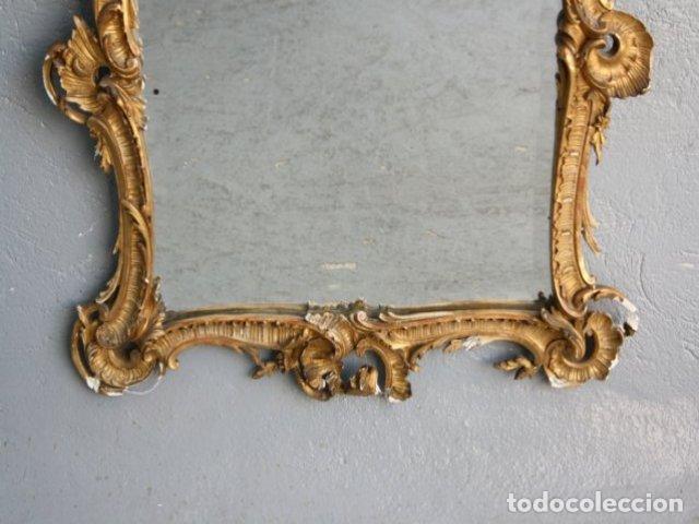 Antig&uuml;edades: Miroir de style Louis XV en stuc dor&eacute; - Foto 5