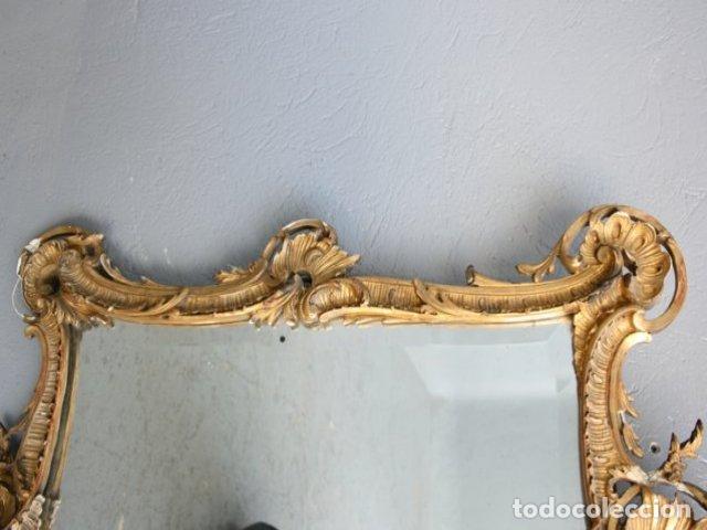 Antig&uuml;edades: Miroir de style Louis XV en stuc dor&eacute; - Foto 7