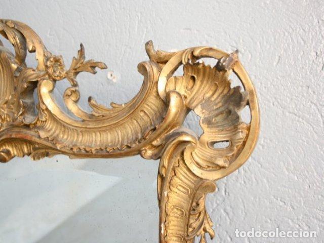 Antig&uuml;edades: Miroir de style Louis XV en stuc dor&eacute; - Foto 10