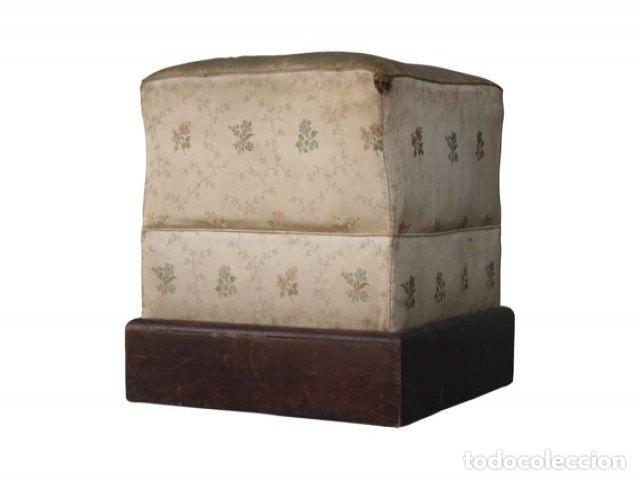 Antig&uuml;edades: Pouf de style d&eacute;poque 1900 soierie - Foto 1