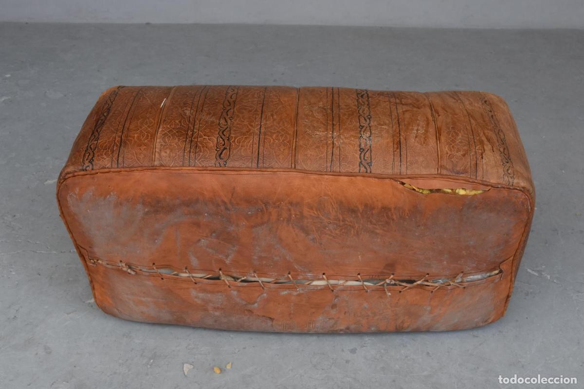 Antig&uuml;edades: Pouf de style oriental en cuir grav&eacute; - Foto 5