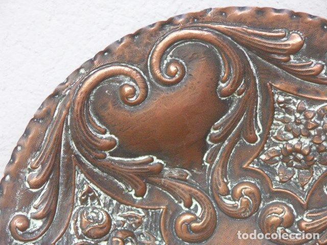 Antig&uuml;edades: Assiette en laiton &eacute;poque XIX&egrave;me - Foto 3