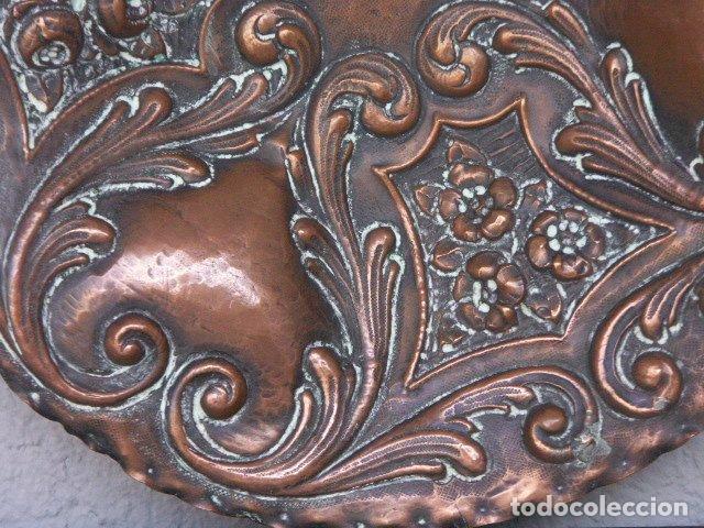 Antig&uuml;edades: Assiette en laiton &eacute;poque XIX&egrave;me - Foto 5