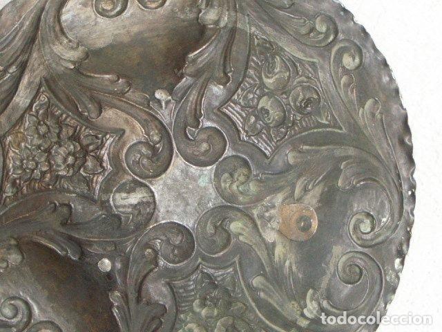 Antig&uuml;edades: Assiette en laiton &eacute;poque XIX&egrave;me - Foto 8