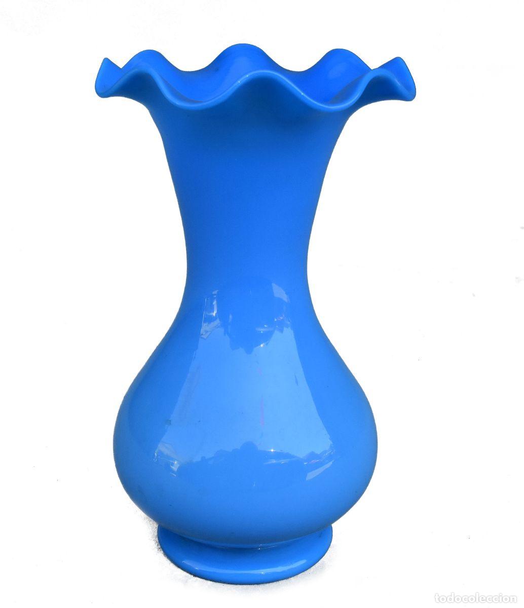 Antig&uuml;edades: Vase en opaline bleue &agrave; collerette - Foto 1