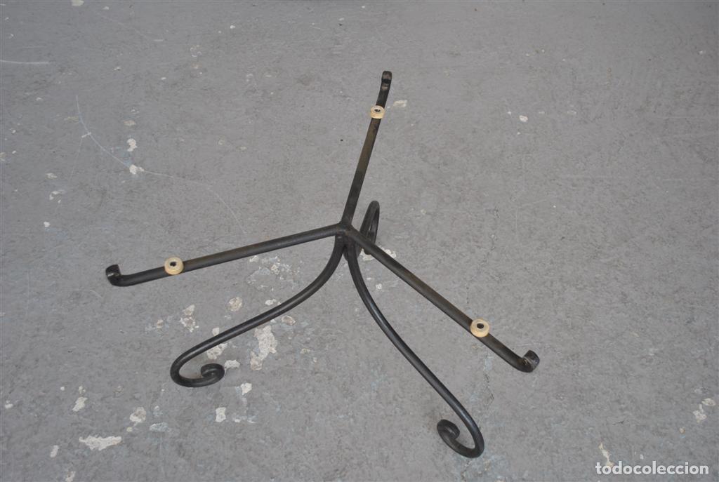Antig&uuml;edades: Table basse fer forg&eacute; style 1940 plateau onyx avec incrustations - Foto 7
