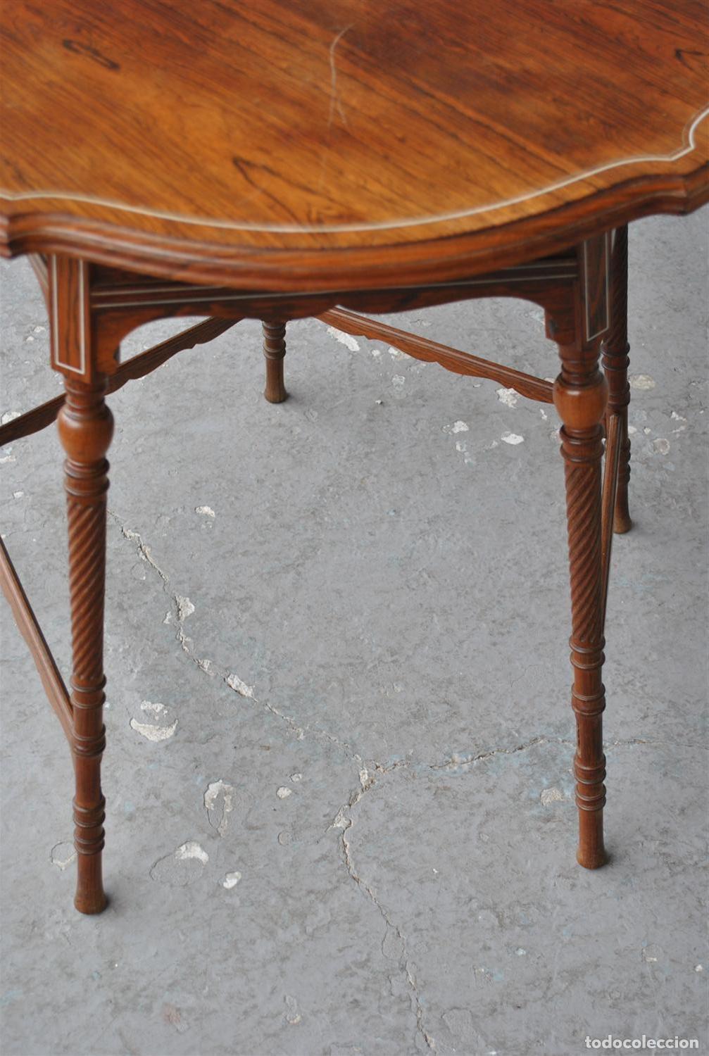 Antig&uuml;edades: Table dappoint d&eacute;poque XIX&egrave;me en palissandre massif et incrustations - Foto 2